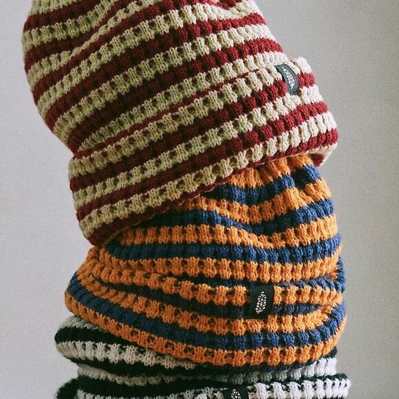 NWT FP Movement Free People Stripe It Up Cool Down Beanie in B&W - Picture 4 of 4